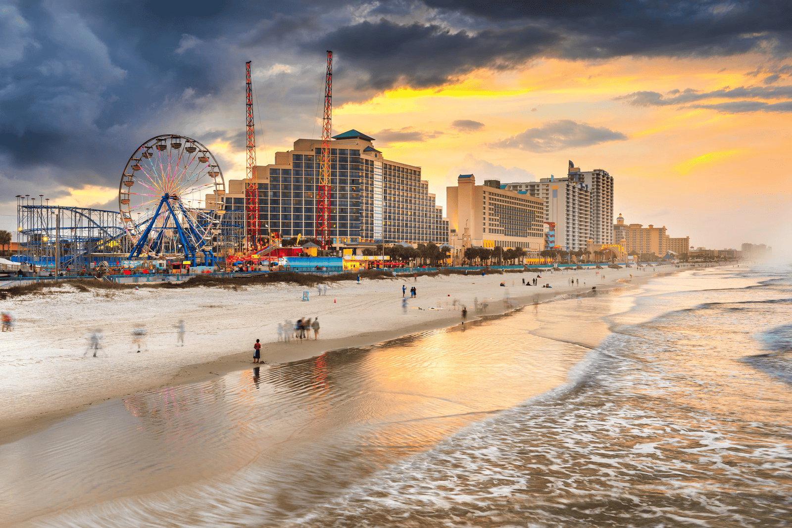 Private shuttle transfer to Daytona Beach beachfront hotels — Orange Tours and Transportation